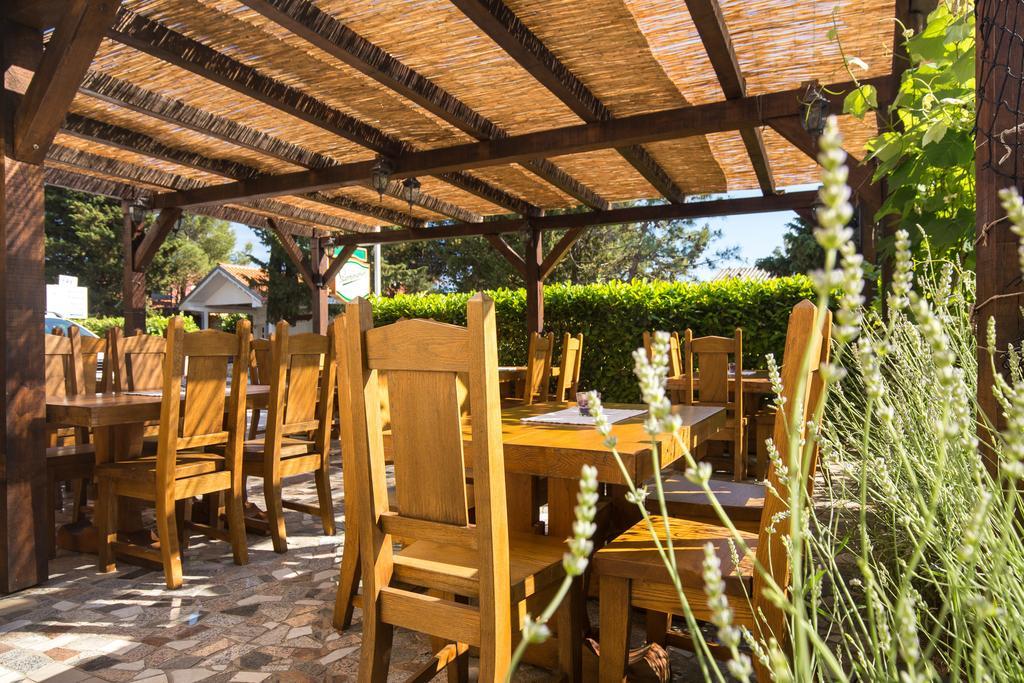 Bed & Breakfast Mario Krk Town Bagian luar foto
